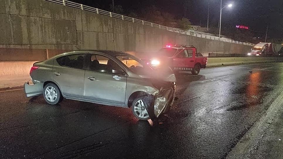 CHOCAN DOS VEHÍCULOS POR LA CENTRAL CAMIONERA 
