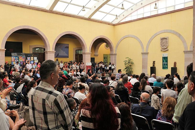 CLAUSURAN TALLERES ARTÍSTICOS EN LA CASA MUNICIPAL DE CULTURA