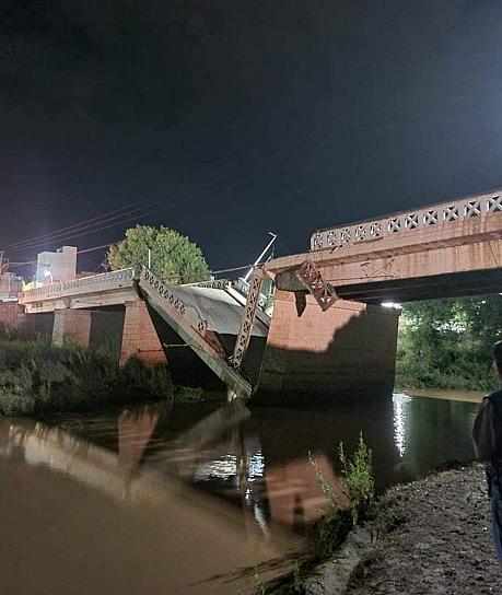 COLAPSA EL PUENTE HIDALGO DE RÍO GRANDE