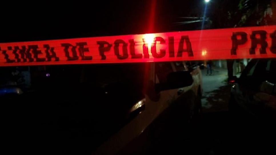 COMANDO ARMADO IRRUMPE EN SEPELIO EN CASA BLANCA Y DEJA UN HERIDO