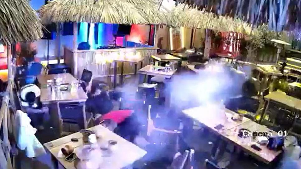 COMANDO ARMADO IRRUMPE EN BAR Y ASESINA A 10 PERSONAS