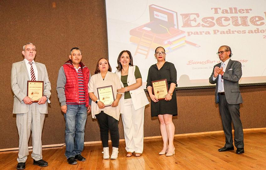 COMIENZA TALLER PARA PADRES ADOPTIVOS