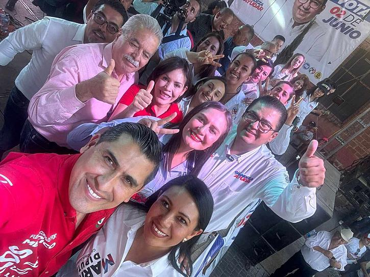 COMO EL MÁS GRANDE CIERRA CAMPAÑA ROBERTO LUÉVANO: CARLOS PEÑA