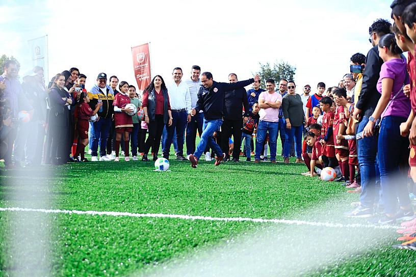 CON 6 MDP, REHABILITAN CANCHA DE LA UNIDAD DEPORTIVA DE GUADALUPE