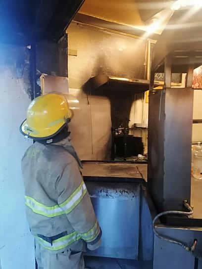 CONATO DE INCENDIO EN TAQUERÍA DEL CENTRO HISTÓRICO 