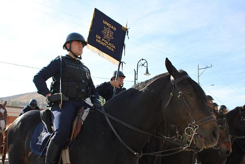 CON CABALGATA, IMPULSAN FUERZAS ARMADAS VALORES CÍVICOS