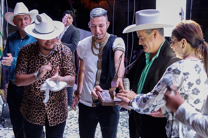 CONCLUYE EL FESTIVAL DE LA TOSTADA CON MASIVO CONCIERTO DE LOS ELEGANTES DE JEREZ