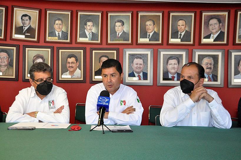 CONDENA PRI DESAPARICIÓN DE ESCUELAS DE TIEMPO COMPLETO