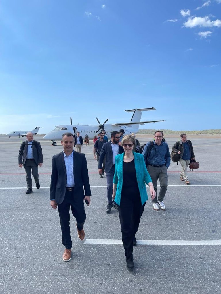 ARRIBÓ LA EMBAJADORA LAURA DOGU A CARACAS PARA ENCABEZAR LA REAPERTURA DE LA MISIÓN DIPLOMÁTICA DE ESTADOS UNIDOS EN VENEZUELA