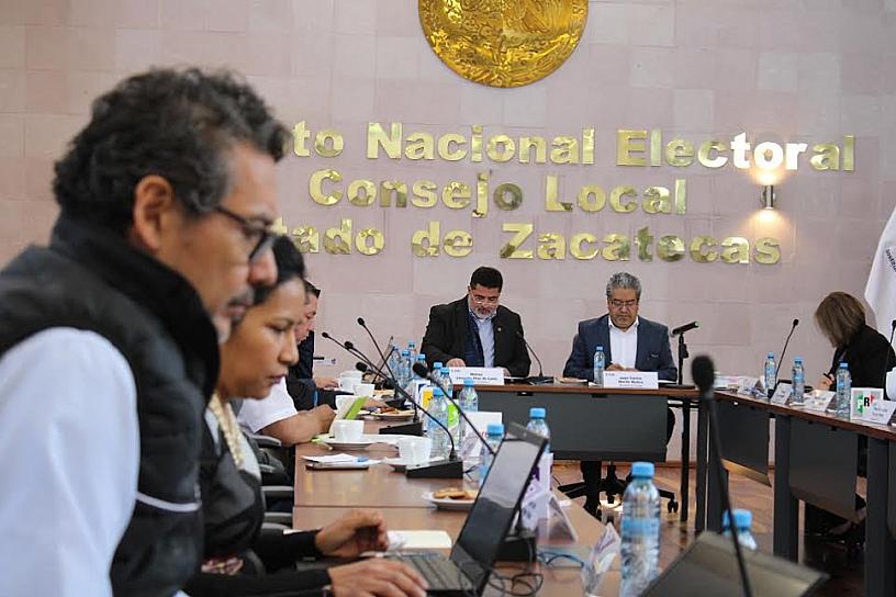 CONFIRMA ACUERDO DONDE SE NIEGA LA CANDIDATURA A ULISES MEJÍA 