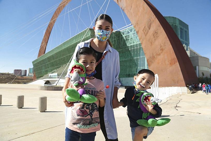 CON GRAN AFLUENCIA SE REALIZA CAMPAÑA DE VACUNACIÓN INFANTIL EN ZACATECAS Y GUADALUPE 