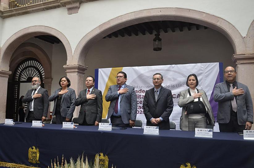 CONGRATULA A CONTADORES REACREDITACIÓN DE LICENCIATURA