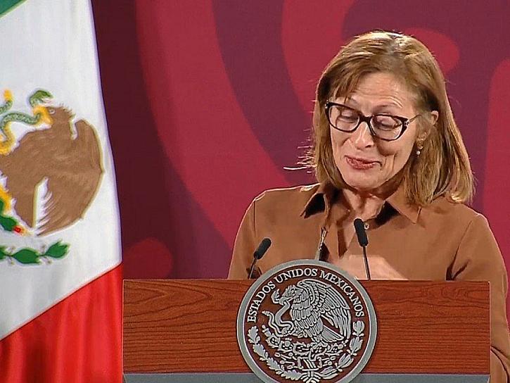 CON LÁGRIMAS, TATIANA CLOUTHIER RENUNCIA A LA SECRETARÍA DE ECONOMÍA