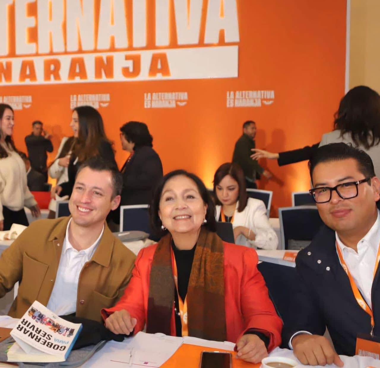 -Amalia, enséñame cómo ser góber de Nuevo León