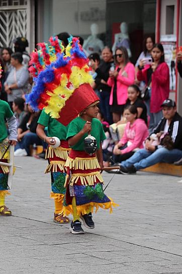 CONMEMORAN ANIVERSARIO 469 DE FRESNILLO CON ESPECTACULAR DESFILE