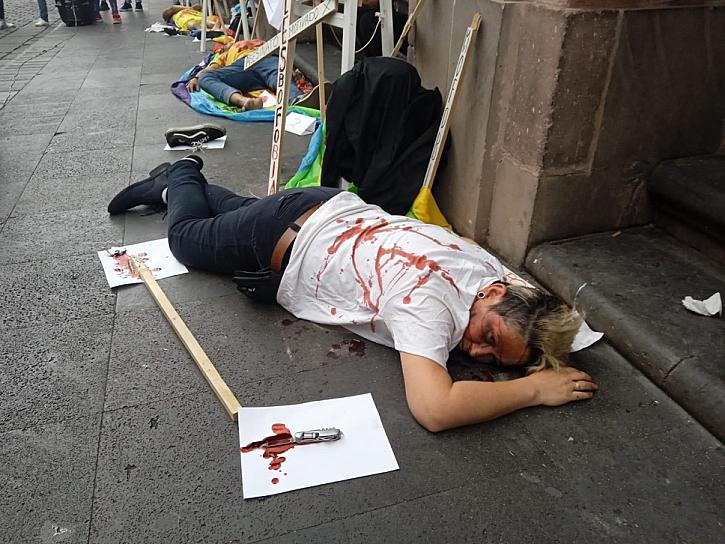 CONMEMORAN DÍA INTERNACIONAL CONTRA LA HOMOFOBIA