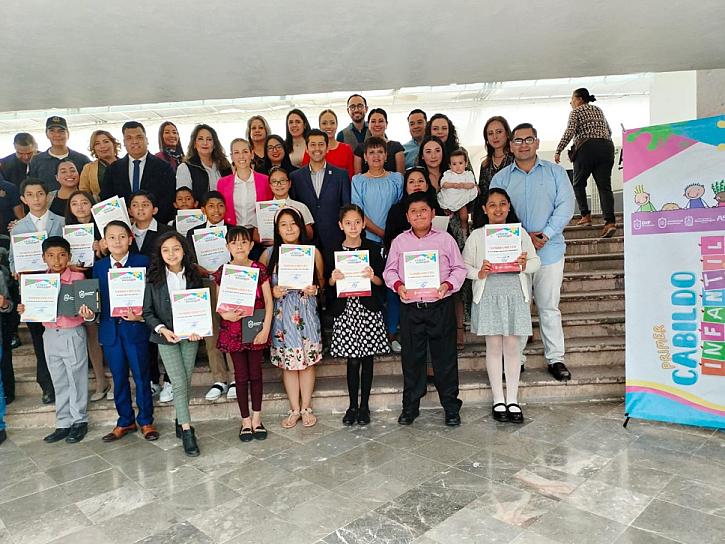 CONOCEN NIÑOS LA LABOR EDILICIA EN GUADALUPE