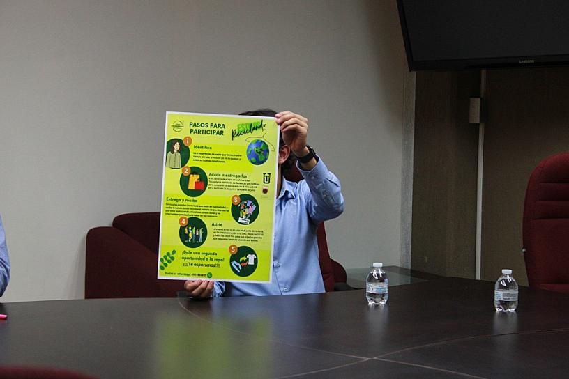 CON “RECICLANDO ESTILOS”, ALUMNOS DE LA UTZAC DARÁN SEGUNDA OPORTUNIDAD A PRENDAS DE VESTIR
