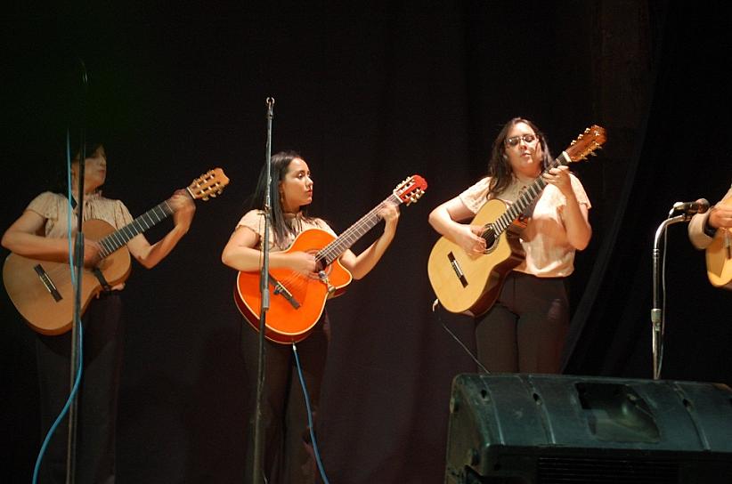 CON RECITAL DE RONDALLAS FESTEJAN EL 10 ANIVERSARIO DE VOCES DE ÁNGEL
