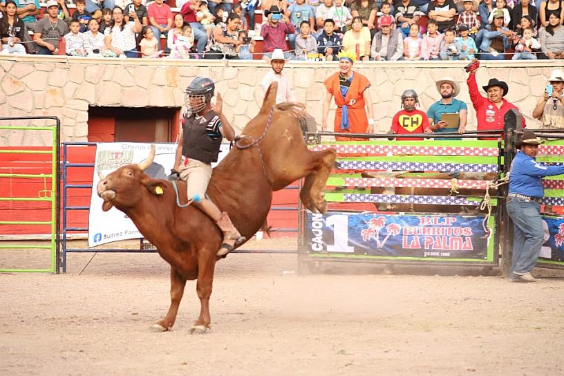 CON RODEO INFANTIL CELEBRAN A LA INFANCIA EN SU DÍA 