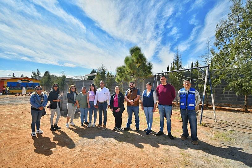 Construyen barda perimetral en Jardín de Niños de la colonia El Hípico en Guadalupe 