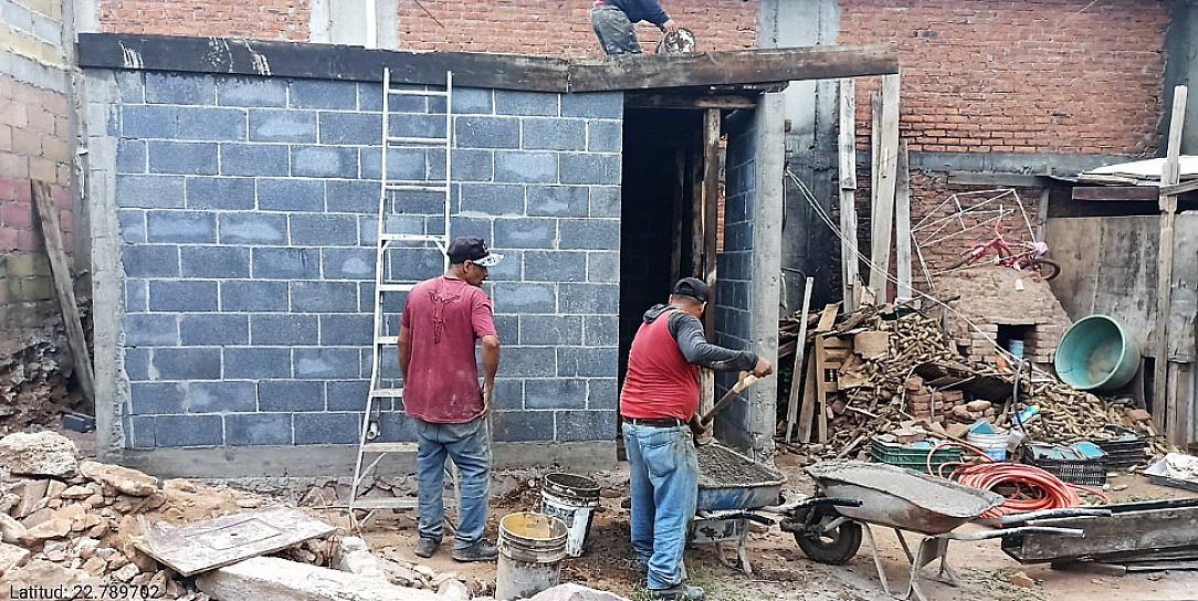 CONSTRUYEN DORMITORIOS A FAMILIAS VULNERABLES DE GUADALUPE