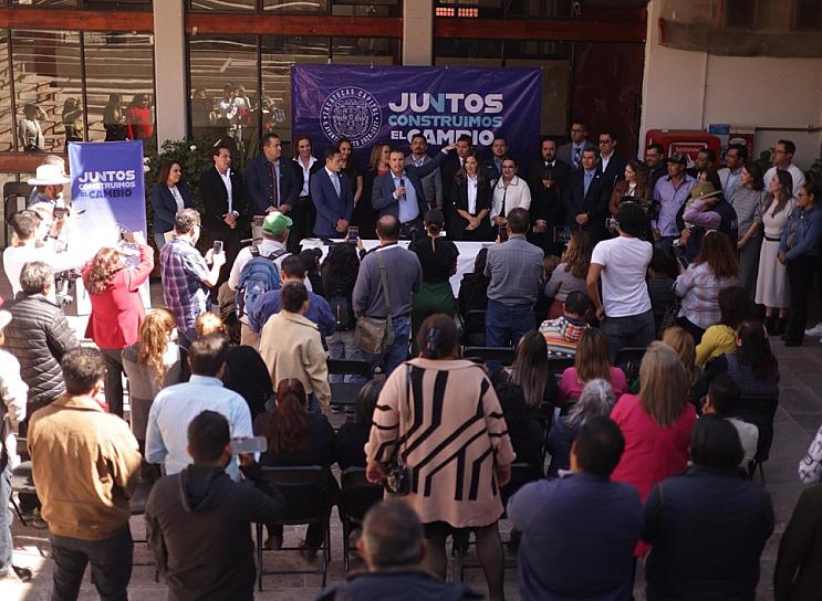 CONSULTARÁN PERMANENCIA DE TRABAJADORES DEL AYUNTAMIENTO EN EL ISSSTEZAC