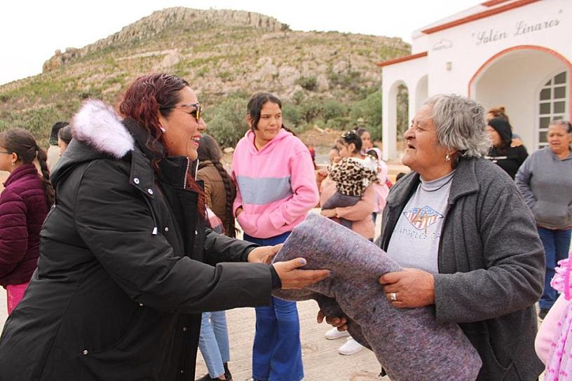 CONTINÚA ATENCIÓN DE ALCALDESA EN COMUNIDADES 