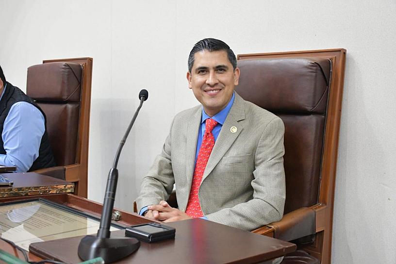 CONTINÚA MIGRACIÓN DE ZACATECANOS ANTE LA FALTA DE OPORTUNIDADES: CARLOS PEÑA