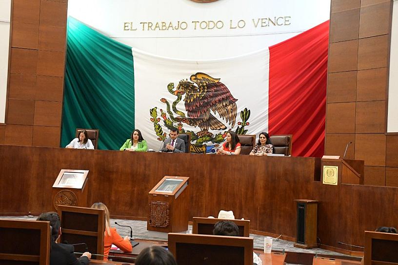 CONTINÚAN ACTIVIDADES DEL PARLAMENTO DE LAS JUVENTUDES 2022