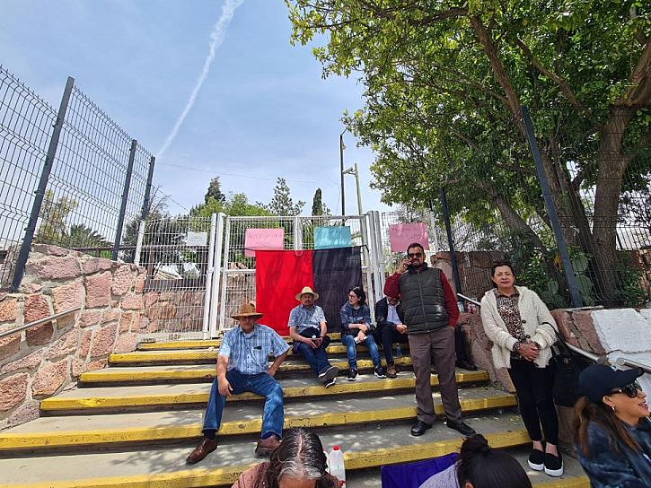 CONTINÚAN MANIFESTACIONES DE DOCENTES DE PREPAS ESTATALES