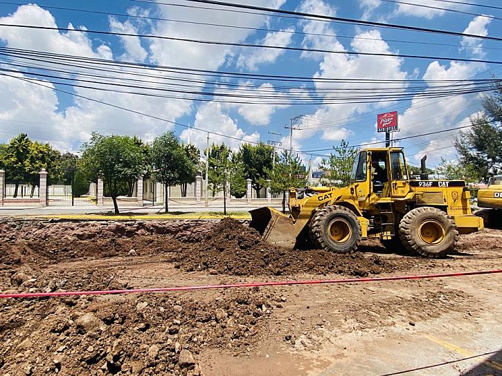 CONTINÚAN TRABAJOS EN LA GARCÍA SALINAS POR SOCAVÓN