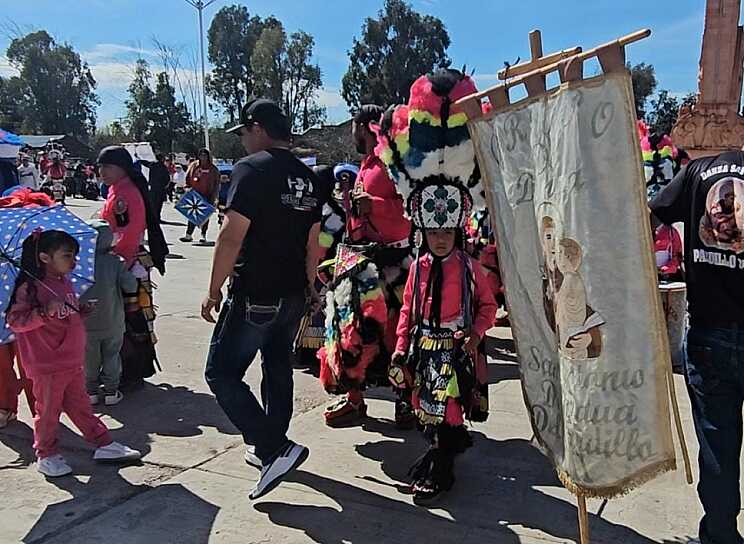 REALIZAN PEREGRINACIÓN Y BENDICIÓN POR FIESTAS DE LA PURIFICACIÓN