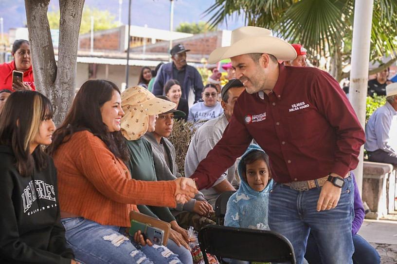  Continua Ulises Mejía Haro recorriendo los municipios de Zacatecas