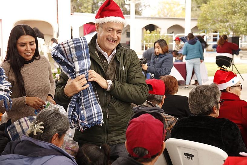 CONVIVEN 200 ADULTOS MAYORES EN POSADA DEL DIF JEREZ 