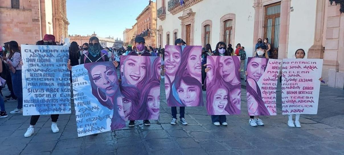 CONVOCAN GRUPOS CONSERVADORES SALIR A DEFENDER IGLESAS POR MARCHAS DEL 8M 