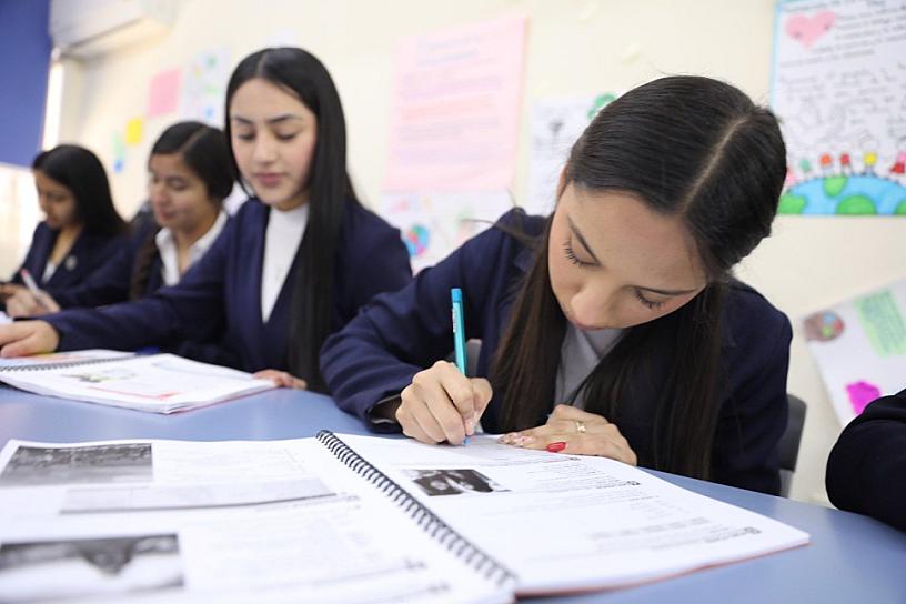 CONVOCA SEZ A JÓVENES A FORMARSE COMO DOCENTES 