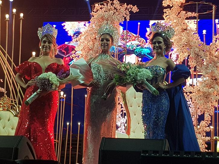 CORONAN A KARELY RUIZ EN LA FERIA NACIONAL DE FRESNILLO 2023