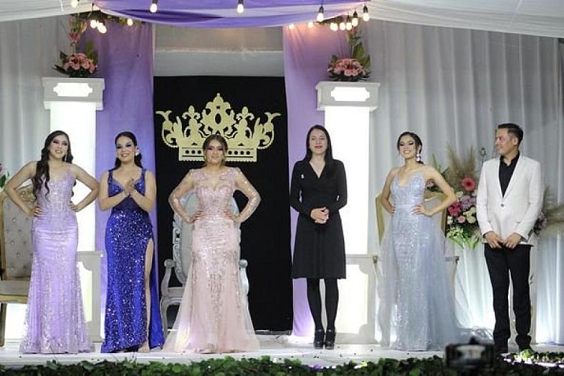 CORONAN A REINA DE LA FERIA CONOCE HUANUSCO 2023