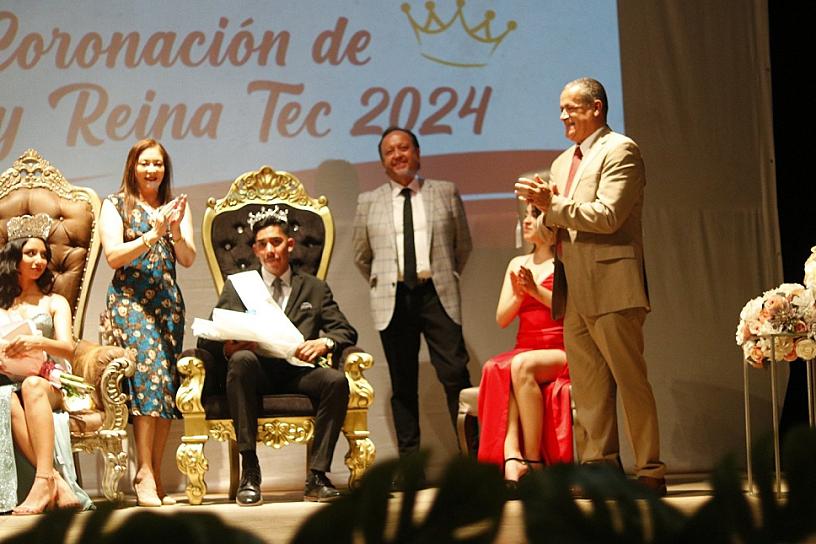 CORONAN A REYES ESTUDIANTILES DEL TECNOLÓGICO DE JEREZ