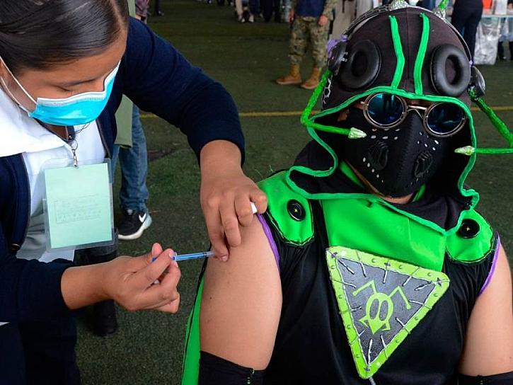 MÉXICO, CON CONTAGIOS, HOSPITALIZACIONES Y MUERTES A LA BAJA POR COVID-19