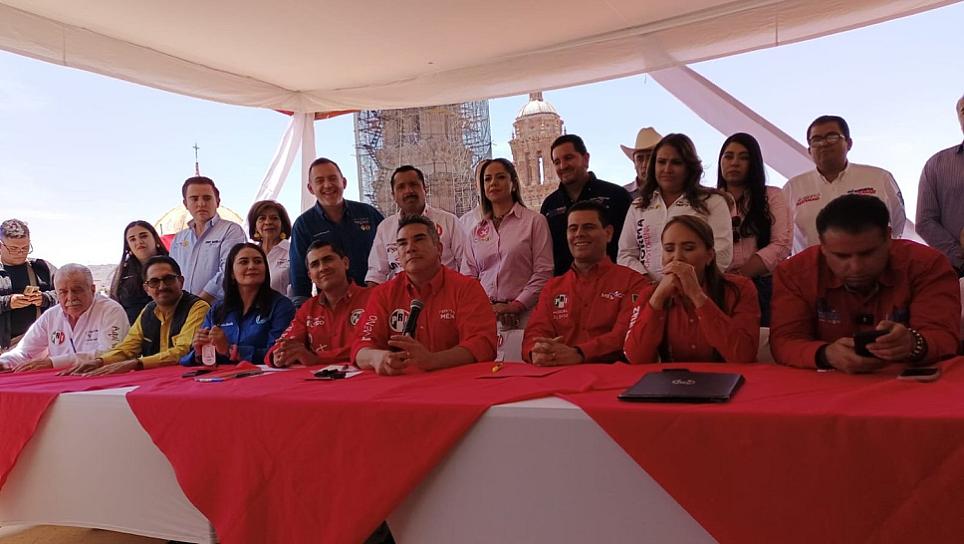 CRITICA ALITO "PIEL SENSIBLE" ANTE AGRAVIOS DE XÓCHITL GÁLVEZ EN DEBATES