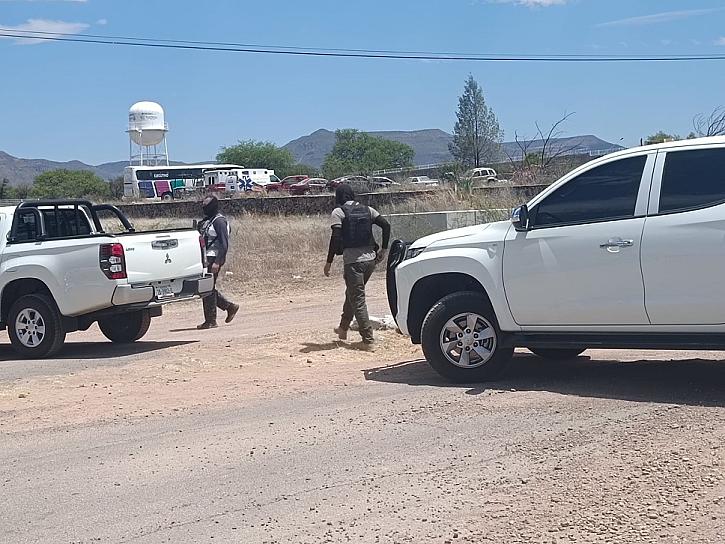 CUMPLIMENTAN ORDEN DE APREHENSIÓN EN CONTRA DE POLICÍAS MUNICIPALES DE TLALTENANGO