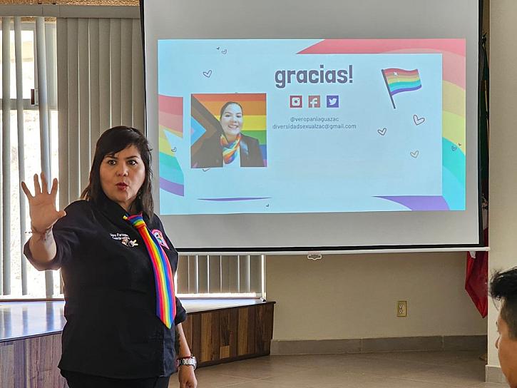 ESCUELAS, ESPACIO DONDE SE PROMUEVE EL RESPETO A LA DIVERSIDAD SEXUAL 