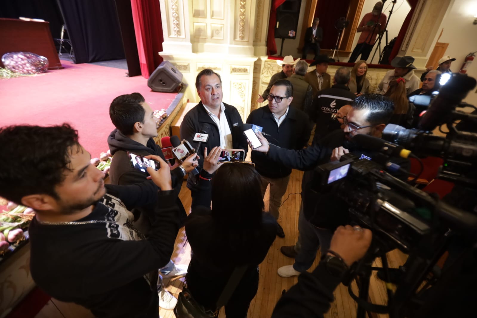 REALIZAN PRODUCTORES ENCUENTRO CON CONAGUA SOBRE REFORMA DE AGUAS