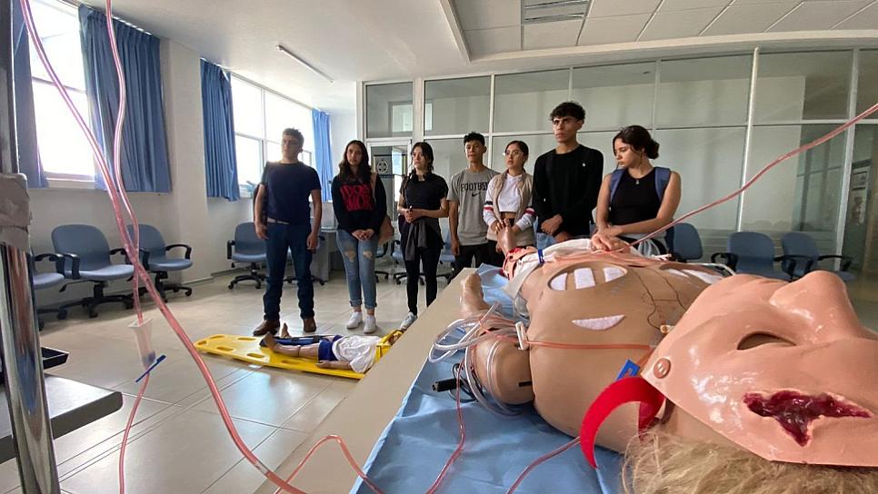 DAN BIENVENIDA A NUEVOS ALUMNOS DE CIENCIAS DE LA SALUD