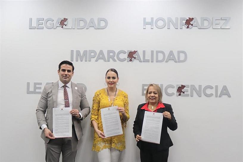 DAN CERTEZA JURÍDICA A SIETE PLANTELES EDUCATIVOS 