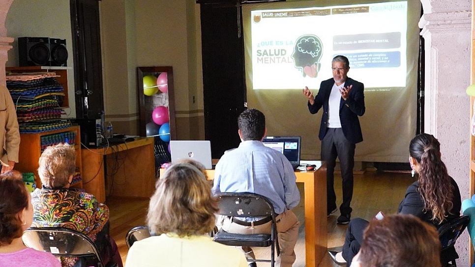 DAN CONFERENCIA ‘PREVINIENDO LA DEMENCIA’ A JUBILADOS DEL ISSSTEZAC
