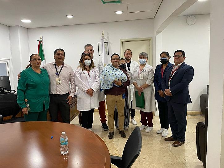 Dan de alta a bebé que fue abandonado en Tultitlán