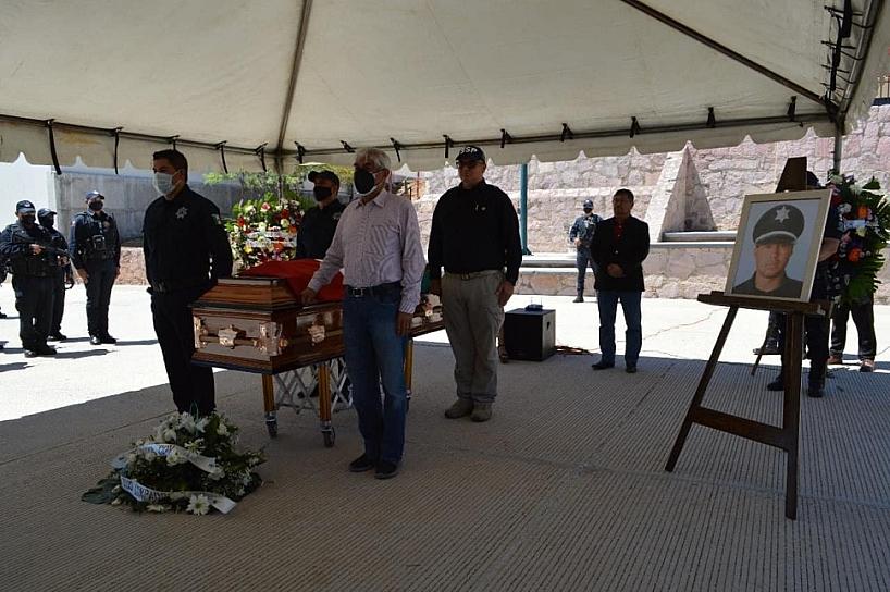 DAN ÚLTIMO ADIÓS A POLICÍA ASESINADO